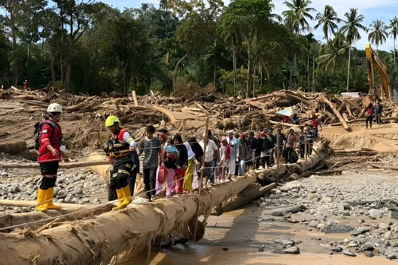 Air Mulai Surut di Bandar Tarutung Sumut, Warga Tapsel Diminta untuk Tetap Waspada