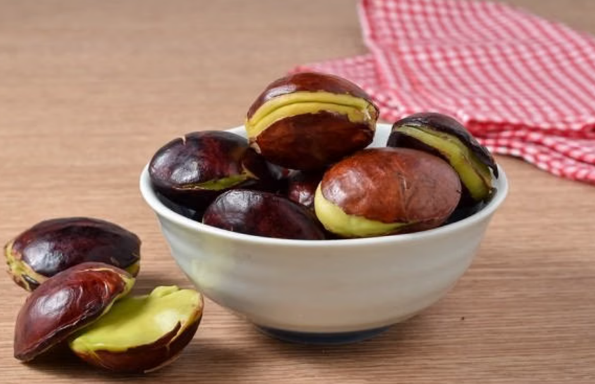 Jangan Panik! Ini Cara Ampuh Kurangi Bau Jengkol saat Buang Air Kecil