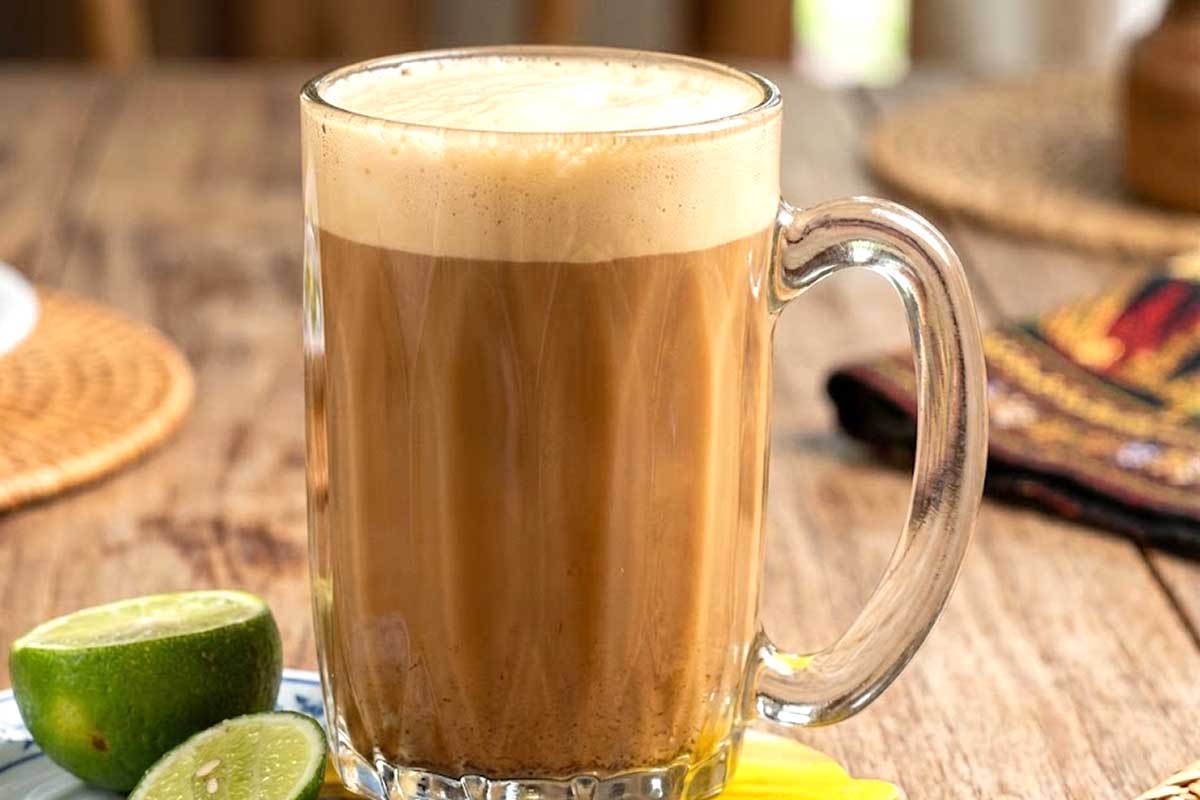 Teh Talua: Rahasia Stamina Pria Minang dan Warisan Kuliner Ikonik Sumatera Barat