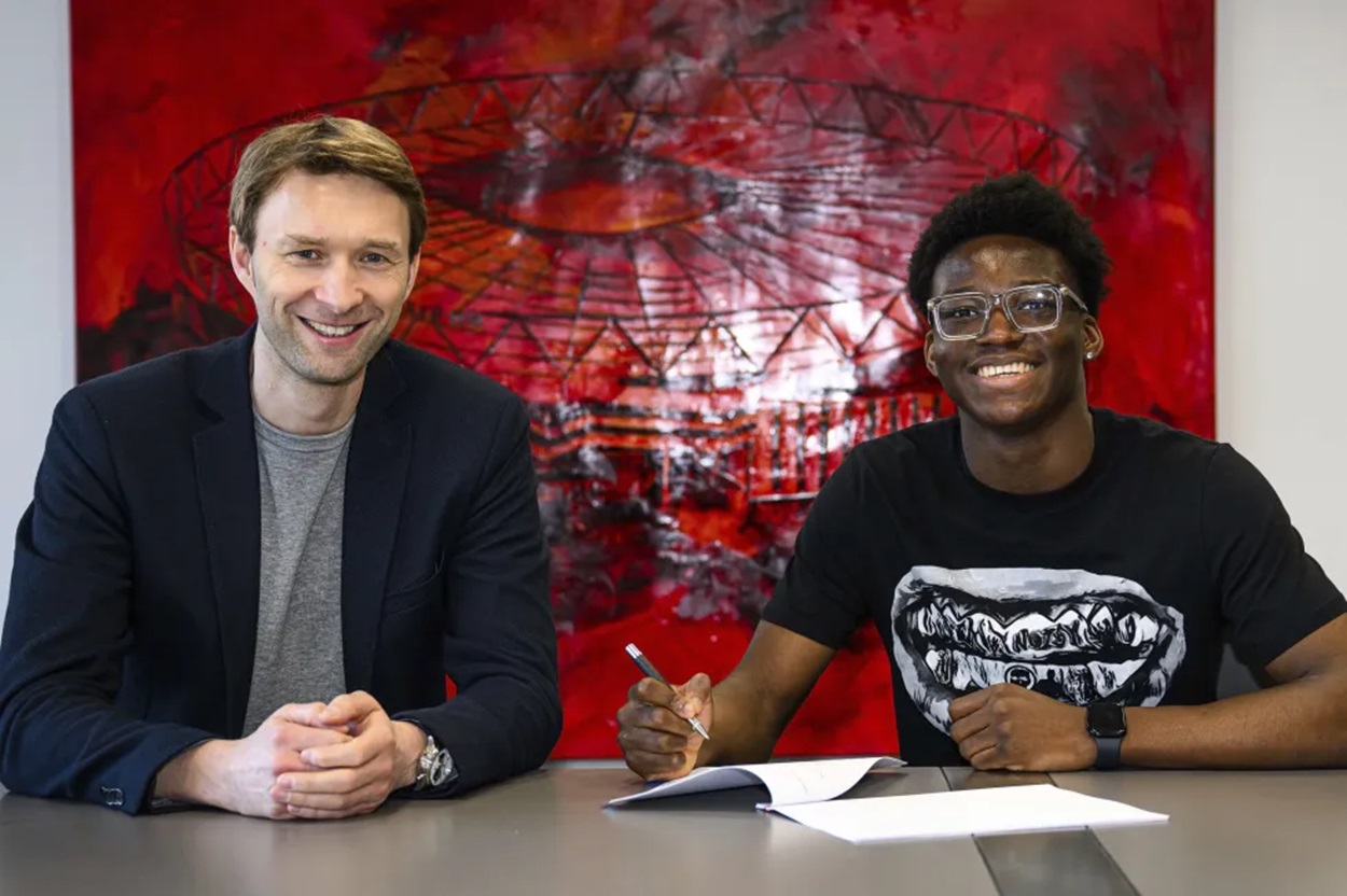 Bayer Leverkusen Resmi Rekrut Axel Tape dari PSG: Bek Muda Bertalenta Siap Gebrak Bundesliga