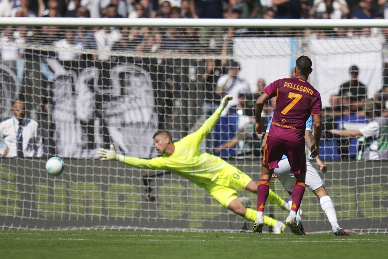 Gol Tunggal Lorenzo Pellegrini Antar Roma Petik Kemenangan atas Lazio