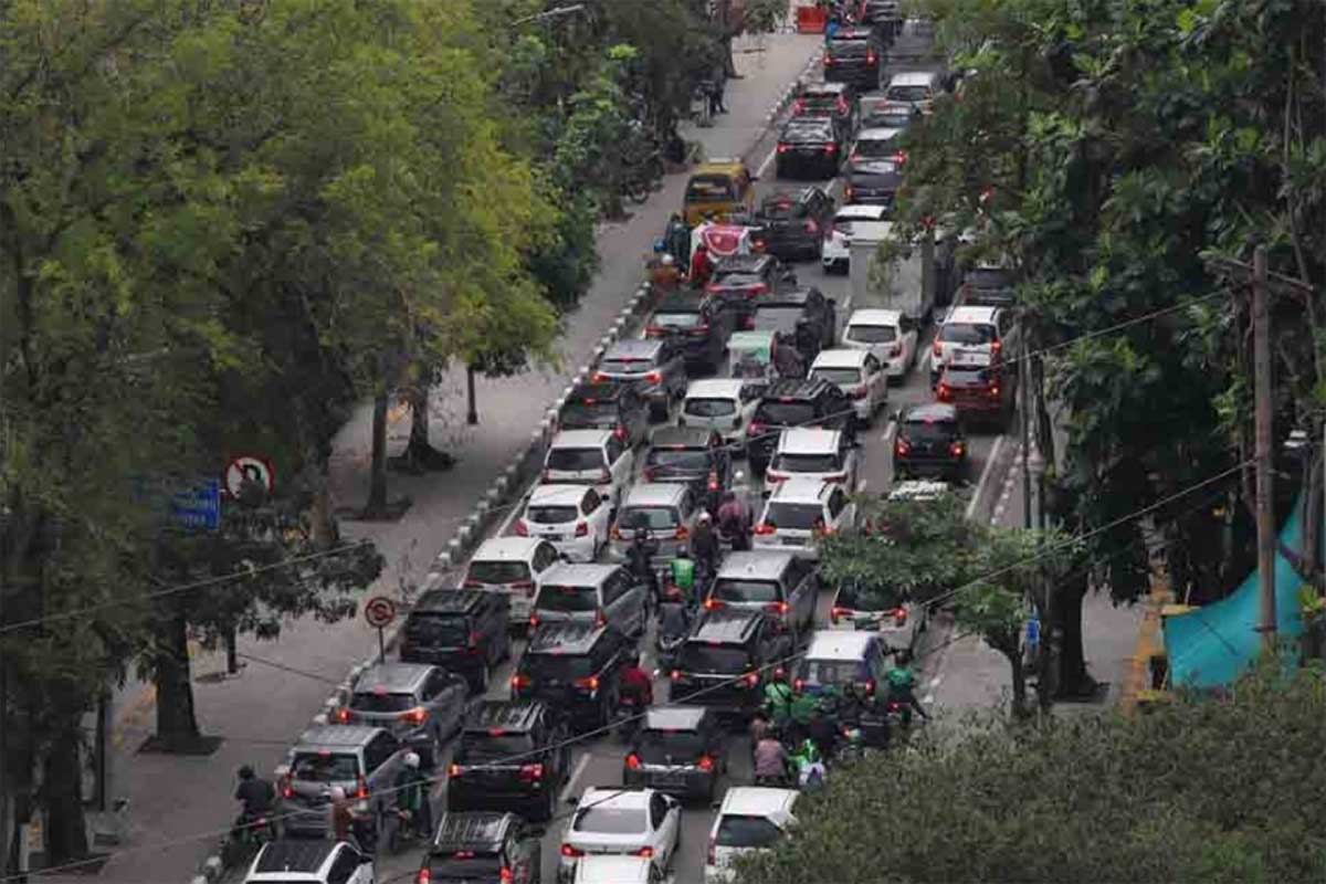 Medan Diserbu Kendaraan! Arus Lalu Lintas Tol Belmera Tembus 330 Ribu Selama Libur Imlek