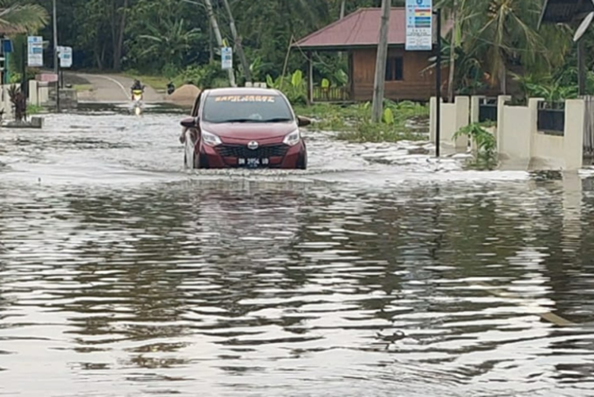 Banjir Rendam Medan, Hampir 2.000 Rumah Terdampak dan Puluhan Warga Mengungsi