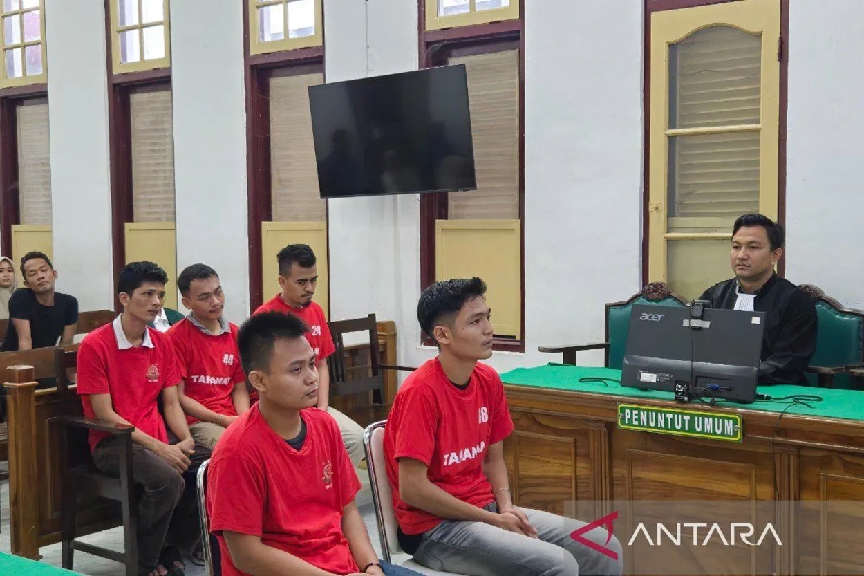 Jadi Kurir Ganja 46 Kg, 5 Pemuda di Medan Terancam 18 Tahun Penjara