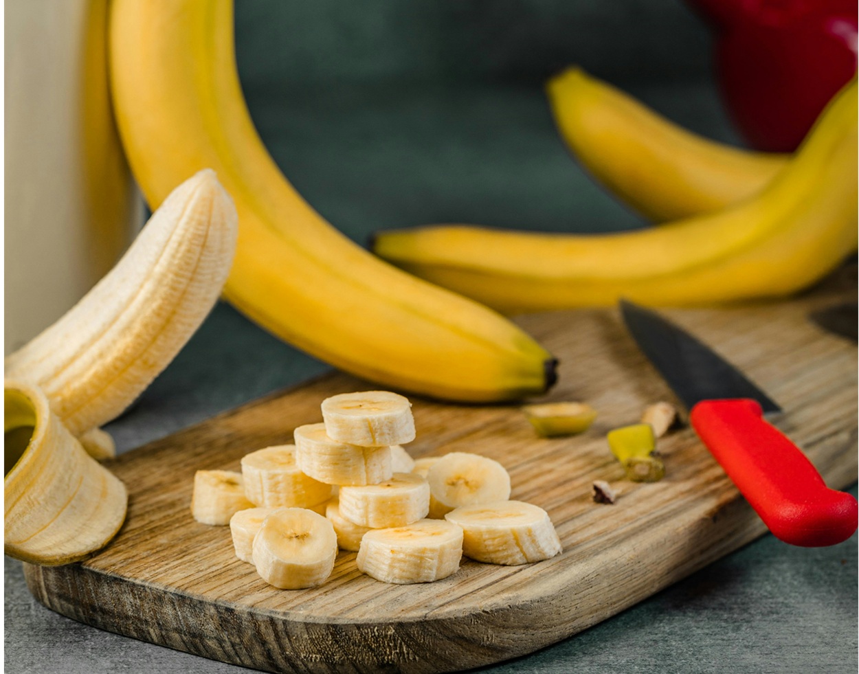 Benarkah Pisang Bisa Menyebabkan Sembelit? Ini Fakta Nutrisi yang Perlu Kamu Tahu