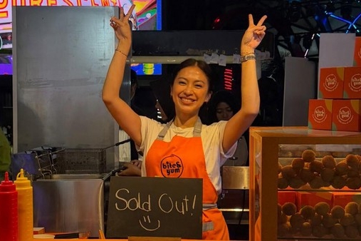 Tyna Dwi Jayanti Jualan Bitterballen, Baru Restock Langsung Sold Out !!