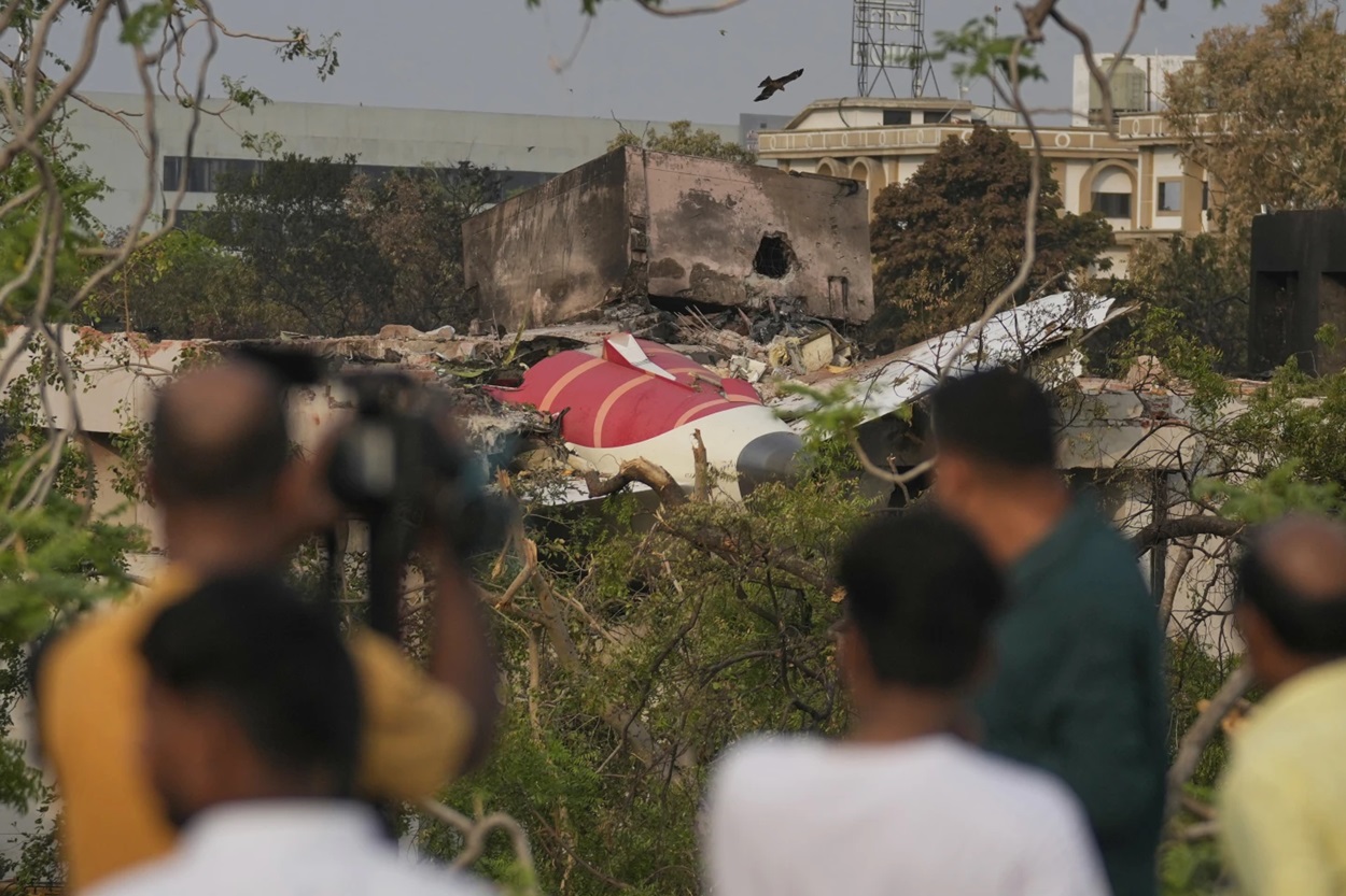 Kecelakaan Maut Air India: 270 Orang Tewas, Proses Identifikasi Masih Berlangsung