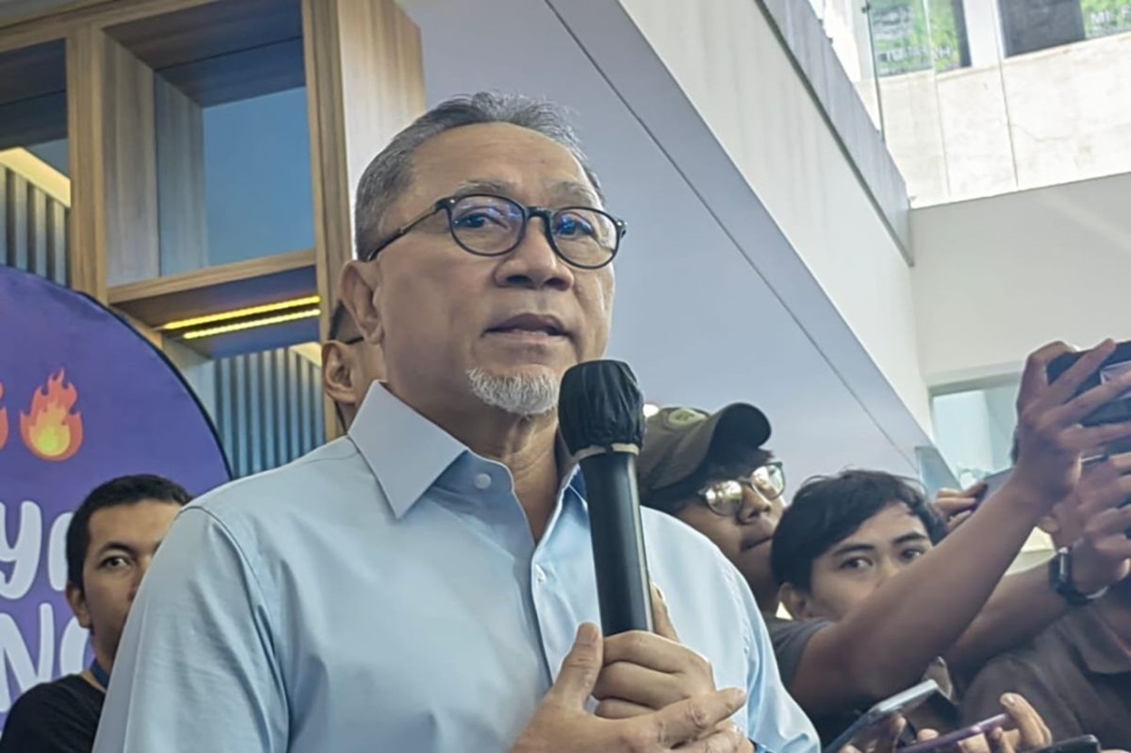 Zulhas Turun ke Deli Serdang, 150 Keluarga Senyum Lega Dapat Bantuan Beras