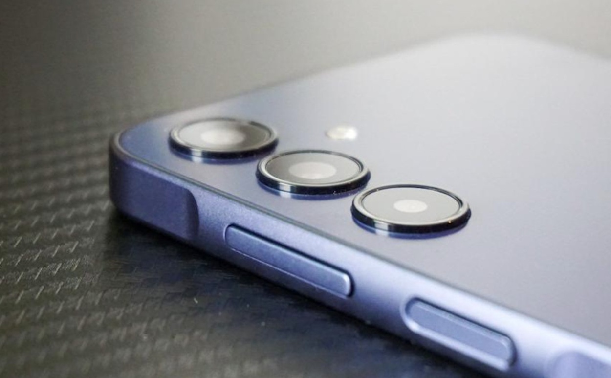 Bukan Cuma A57! Samsung Diprediksi Siapkan Galaxy A27 untuk Gempur Pasar Mid-Range Tahun Depan