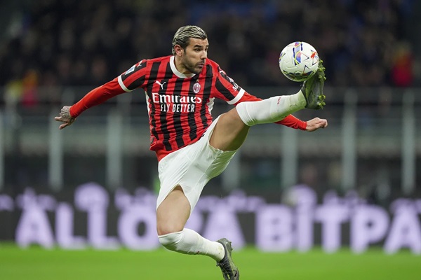AC Milan Bangkit dan Kalahkan Bologna 3-1, Tetap Buru Tiket Eropa!
