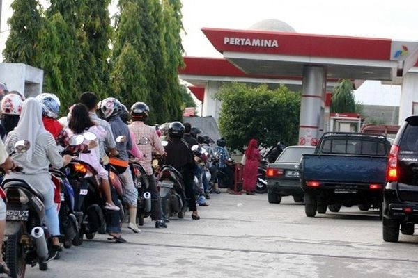 Jangan Ikut Antre Dulu! Terungkap Alasan Mengejutkan di Balik Fenomena 'Panic Buying' BBM di Aceh