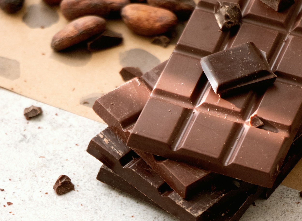 Apakah Cokelat Benar Bisa Menyebabkan Jerawat? Ini Penjelasan Ahli