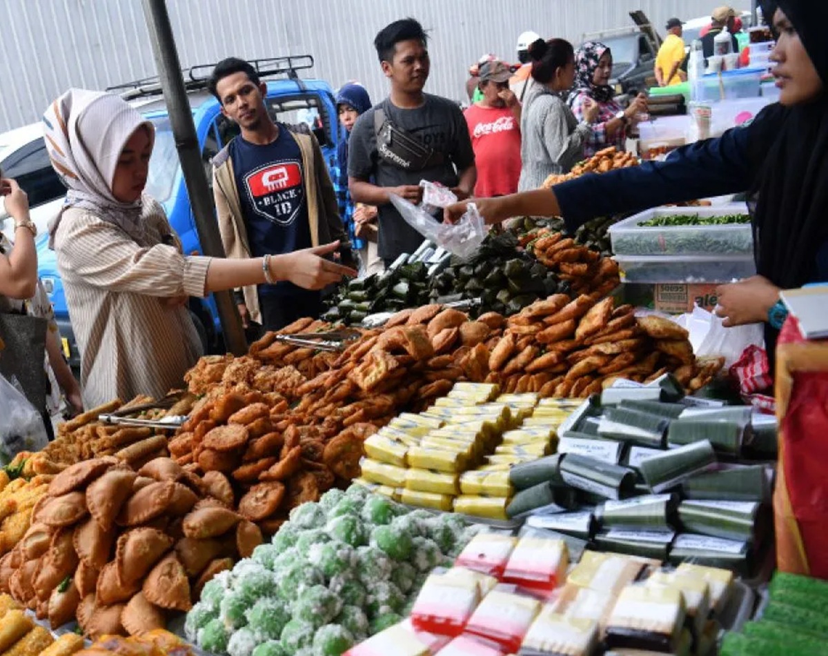 Cuan Melimpah dari Pinggir Jalan: Intip Deretan Menu Takjil Paling Laris untuk Ide Bisnis Ramadan 2026