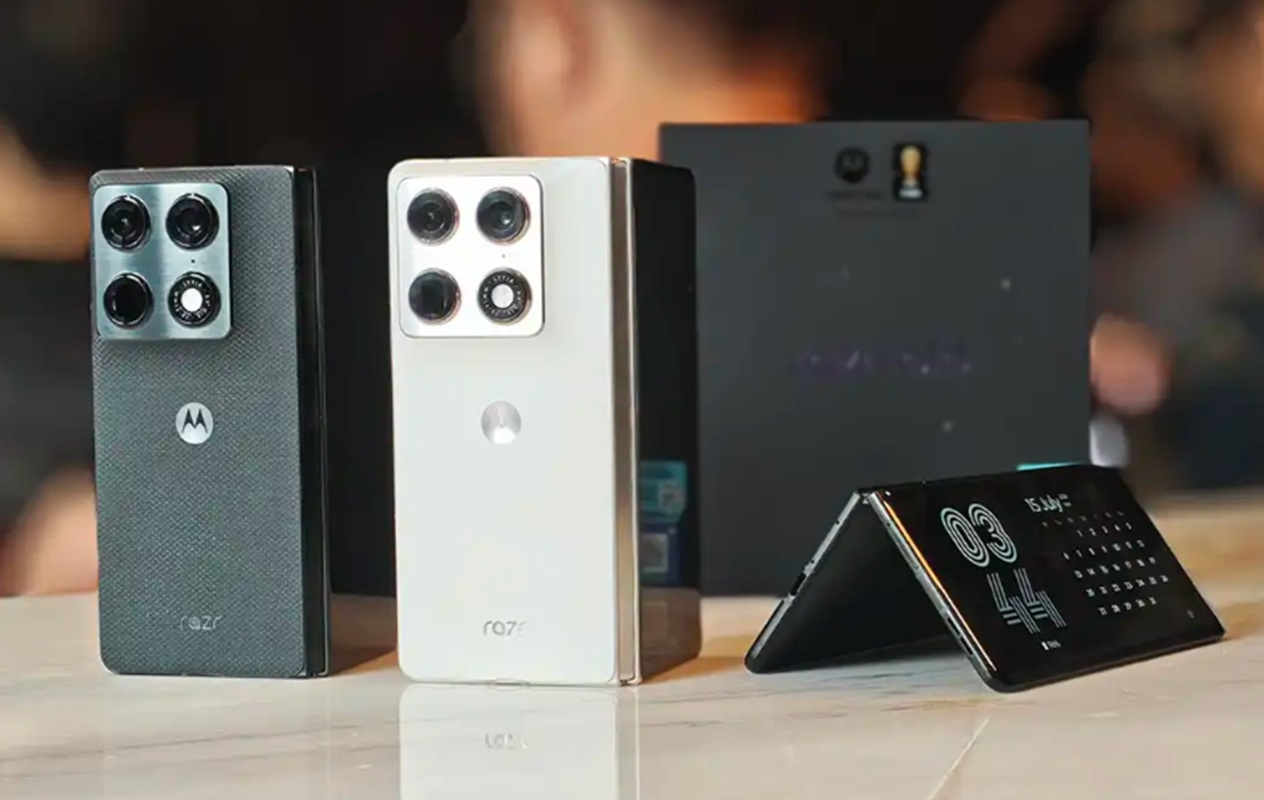 Gunakan Snapdragon 8 Gen 5 dan Baterai 6.000mAh, Motorola Razr Fold Resmi Meluncur