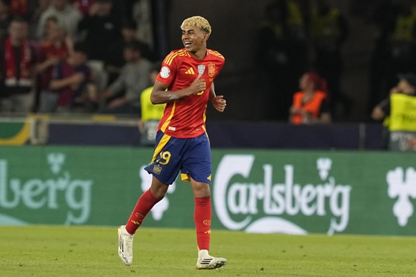 Yamal Menggila! Spanyol Libas Prancis 5-4 di Laga Gila Semifinal UEFA Nations League 2025