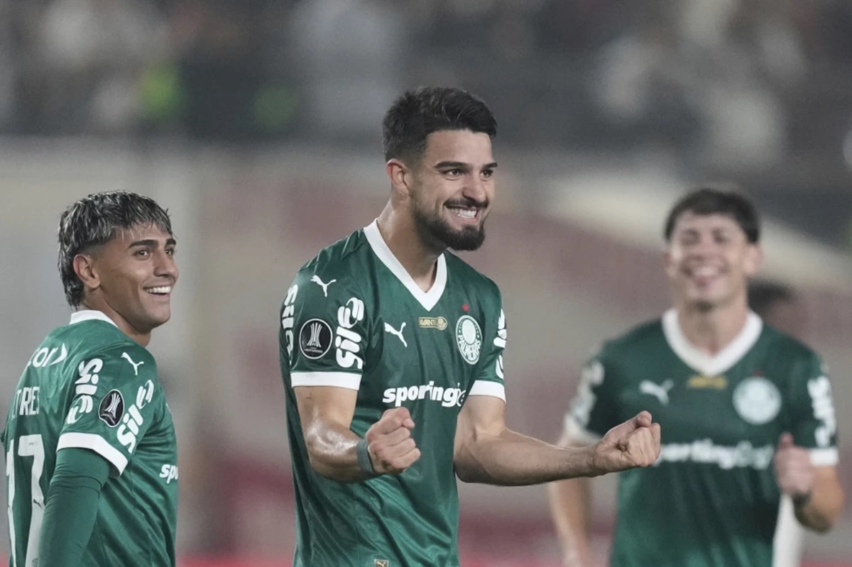 Jose Manuel Lopez Dipanggil Perdana ke Timnas Argentina untuk Kualifikasi Piala Dunia 2026