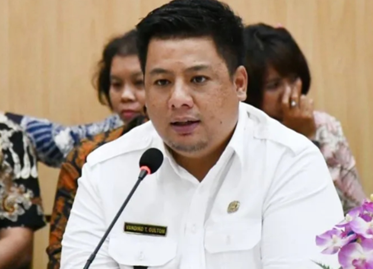 Bupati Samosir Larang Bantuan dari Perusahaan Perusak Lingkungan, TPL dan AFN Masuk Daftar Sorotan