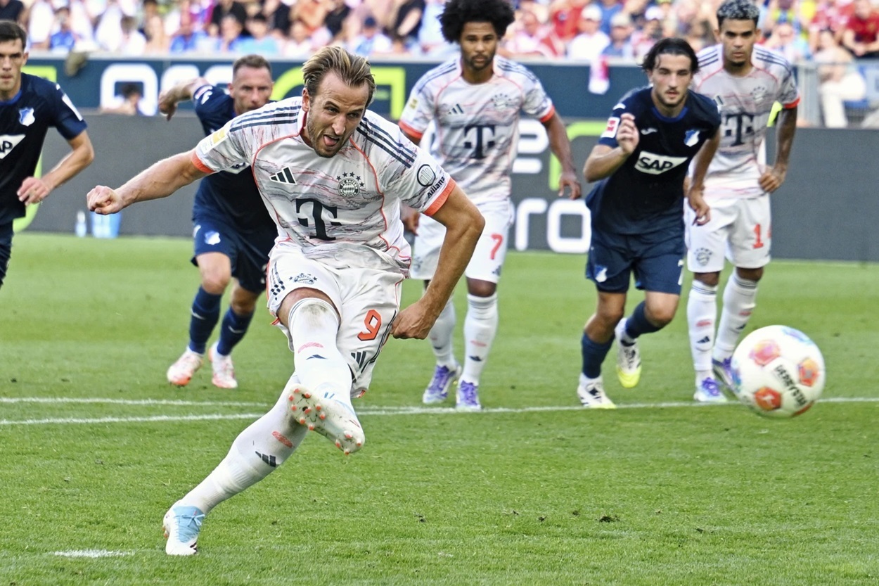 Kane Cetak Hat-trick Kedua, Bayern Munich Hajar Hoffenheim 4-1 di Bundesliga