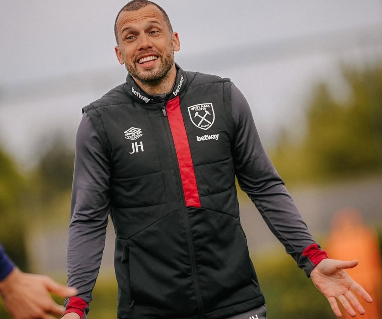 Media Belanda Ungkap John Heitinga Tolak Latih Timnas Indonesia, Bursa Pelatih Kian Memanas