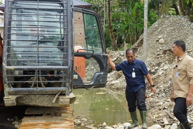Tambang Emas Ilegal di Sumut Digerebek, Ekskavator hingga Peralatan Operasional Disita