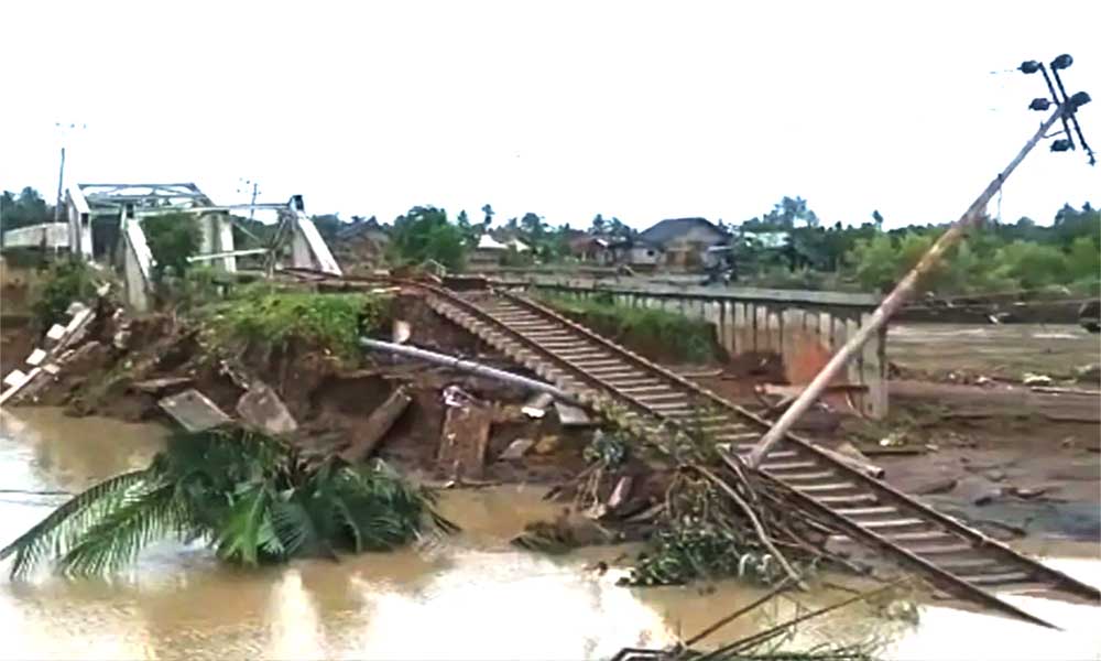 Banjir Aceh Utara Hantam Rel Kereta Api, Operasional KA Cut Meutia Dihentikan Sementara Demi Keselamatan