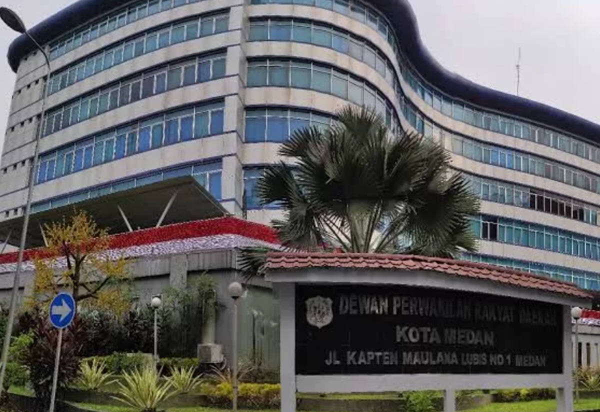 DPRD Medan Desak Penertiban Kabel Semrawut: Program 'Merata' Jangan Pilih Kasih