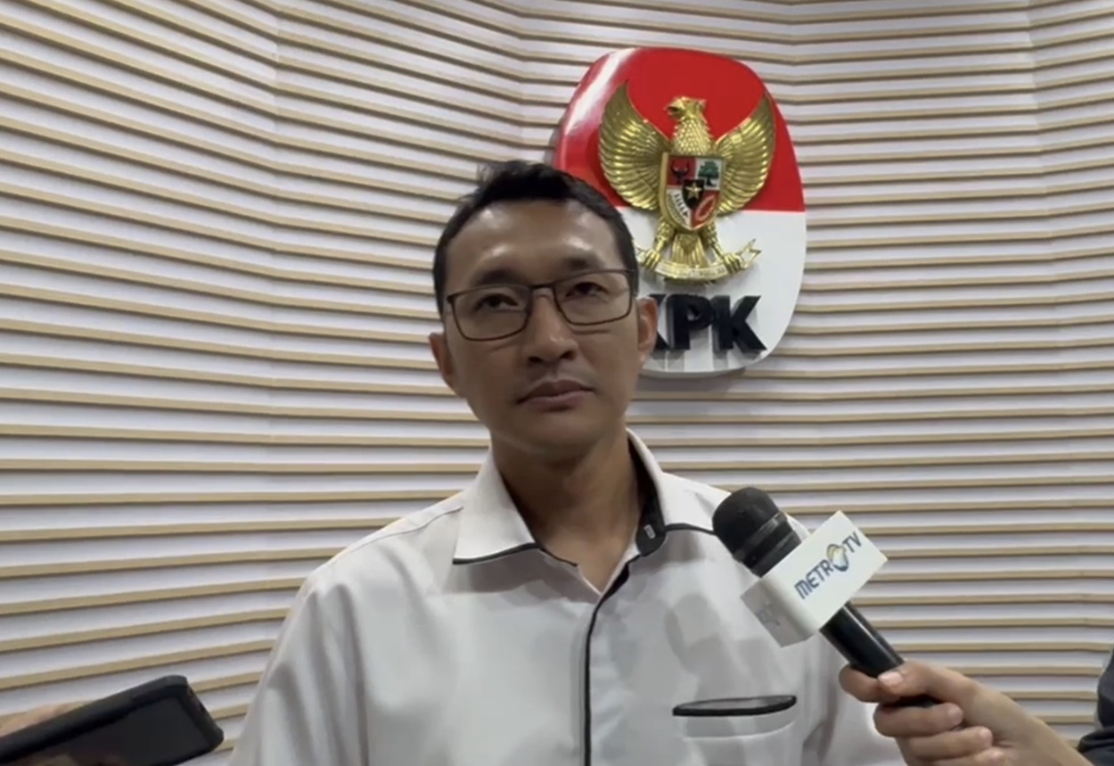 KPK Geledah Kantor Dinas PUPR Sumut Usai OTT Kasus Korupsi Proyek Jalan