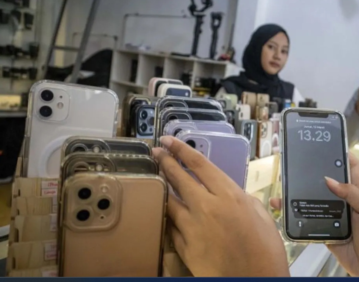 Gengsi dan Konten Estetik: Jasa Sewa iPhone Kebanjiran Order Jelang Lebaran 2026