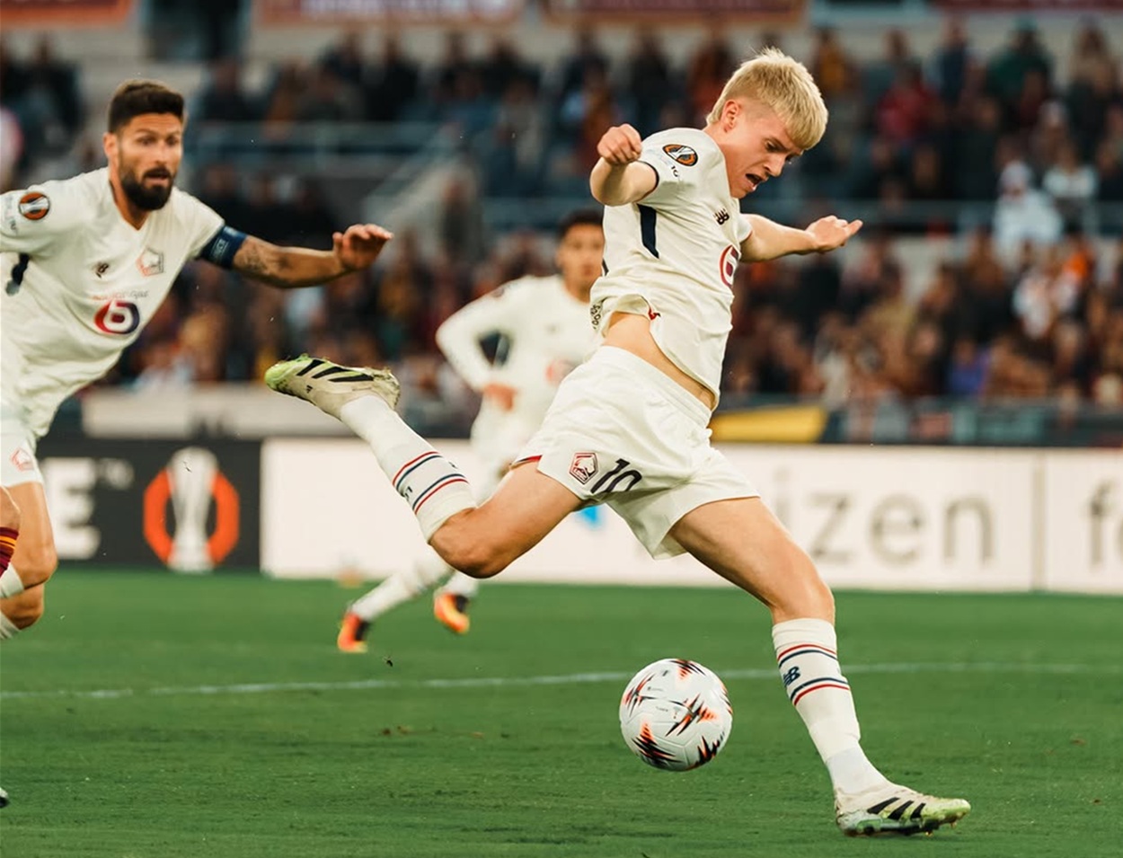 Roma Tersungkur di Penalti, Celtic Dihentikan VAR, Aston Villa & Crystal Palace Tampil Fantastis