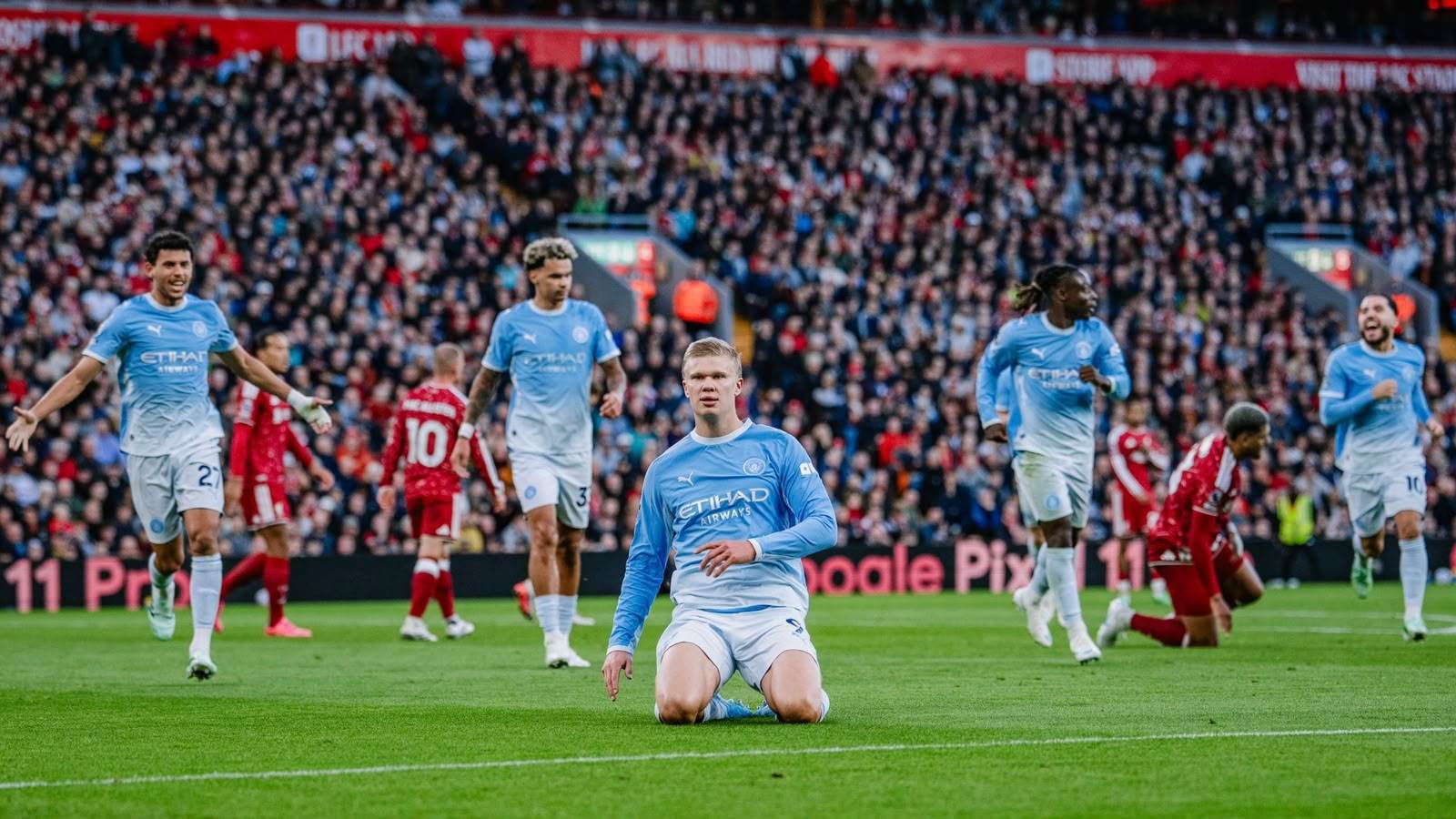 Liverpool vs Manchester City 0-3: Kartu Merah Gravenberch Jadi Petaka di Anfield