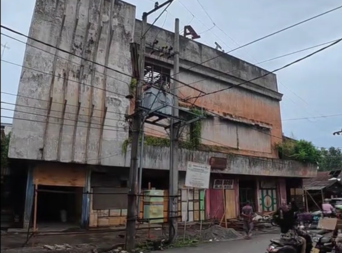 Ditempati Warga Secara Liar, Pemprov Sumut Ambil Alih Eks Gedung Biosop Ria Binjai