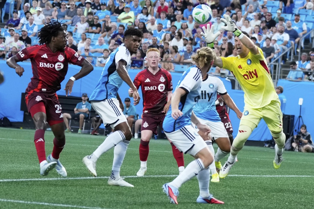 Charlotte FC Lanjutkan Tren Kemenangan! Toklomati dan Vargas Bungkam Toronto 2-0