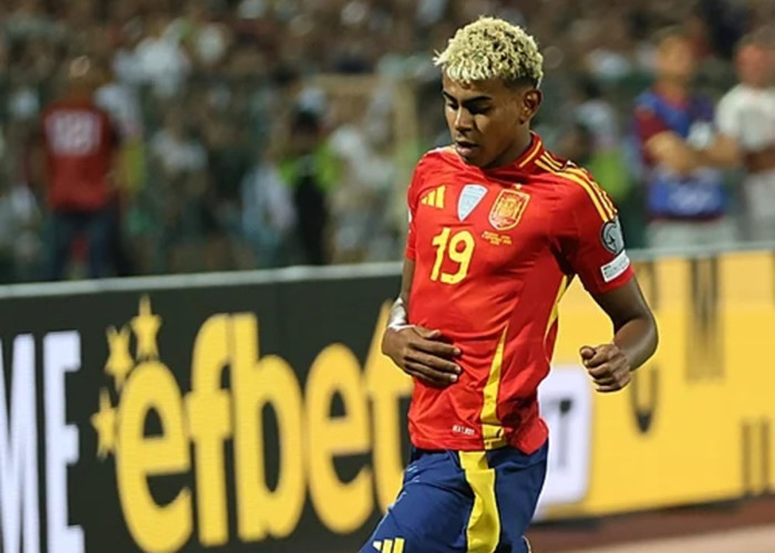 Barcelona Tolak Tawaran Rp 4,9 Triliun dari PSG untuk Lamine Yamal, Joan Laporta: Kami Tidak Gila!