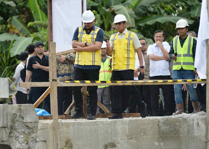 Bobby Nasution Minta Proyek Turap di Perbatasan Nias-Nias Barat Dikebut Jelang Nataru
