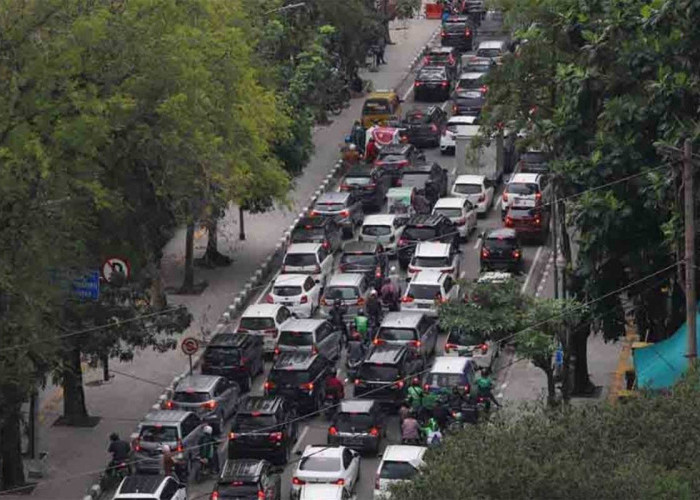 Medan Diserbu Kendaraan! Arus Lalu Lintas Tol Belmera Tembus 330 Ribu Selama Libur Imlek