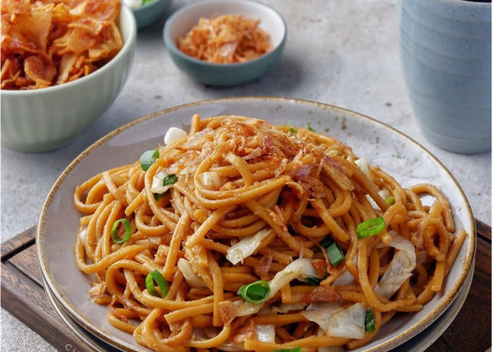 Mi Gomak, Spaghetti Khas Toba yang Pedas Menggoda dan Sarat Tradisi