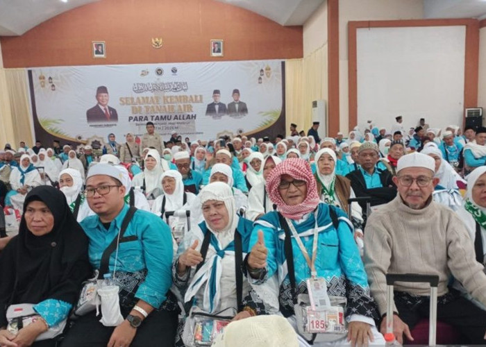Perintah Presiden Prabowo: Kementerian Haji Harus Cari Formula Pangkas Masa Tunggu