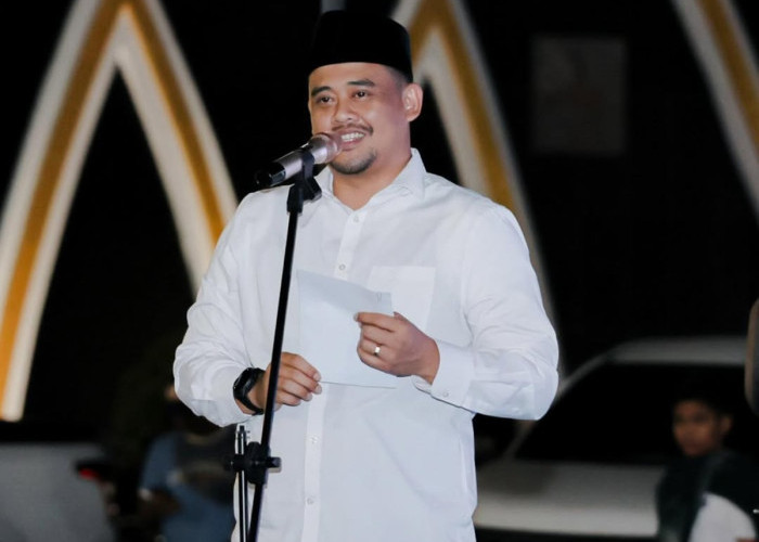 Bobby Nasution Hibahkan Rp500 Juta ke Masjid Agung Palas, Tekankan Program Sosial