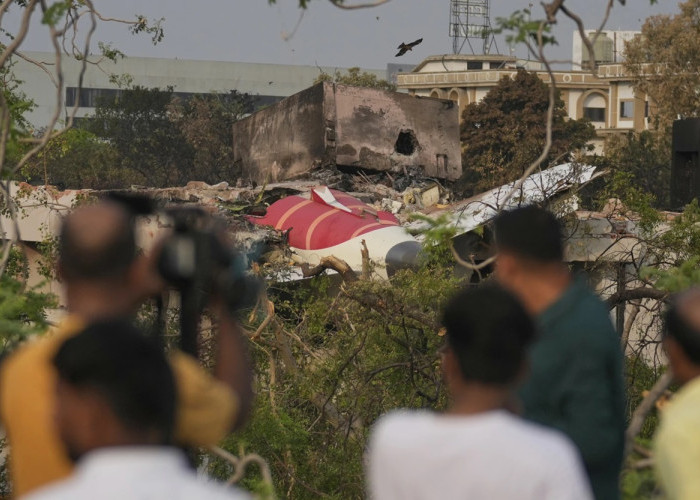 Kecelakaan Maut Air India: 270 Orang Tewas, Proses Identifikasi Masih Berlangsung