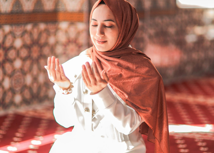 Kumpulan Doa Bulan Ramadan Lengkap Tulisan Arab, Latin, dan Artinya