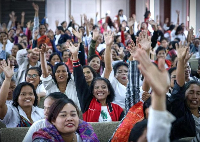 UMKM Danau Toba Semakin Berdaya Saing Lewat Festival Kemudahan dan Pelindungan Usaha Mikro