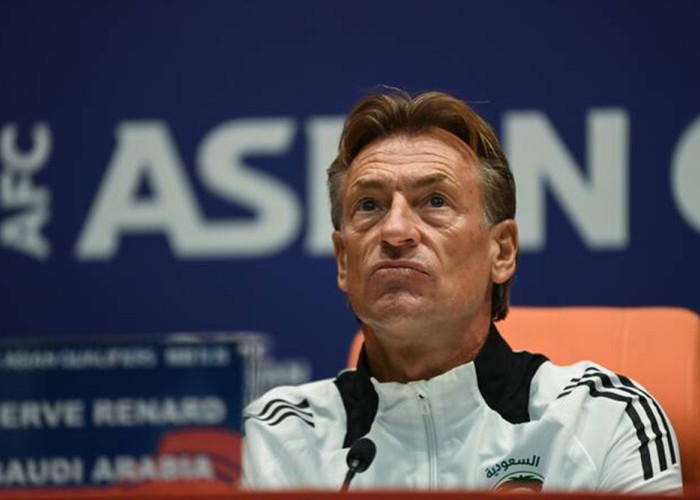 Kluivert Siap Bikin Negara Bangga, Pelatim Saudi Herve Renard Yakin Kalahkan Indonesia
