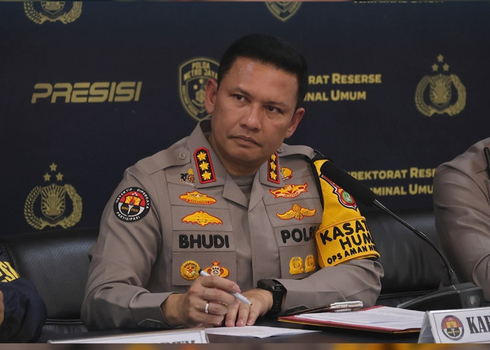 DICEKAL! Roy Suryo dan 7 Tersangka Kasus Ijazah Palsu Jokowi Wajib Lapor Polisi