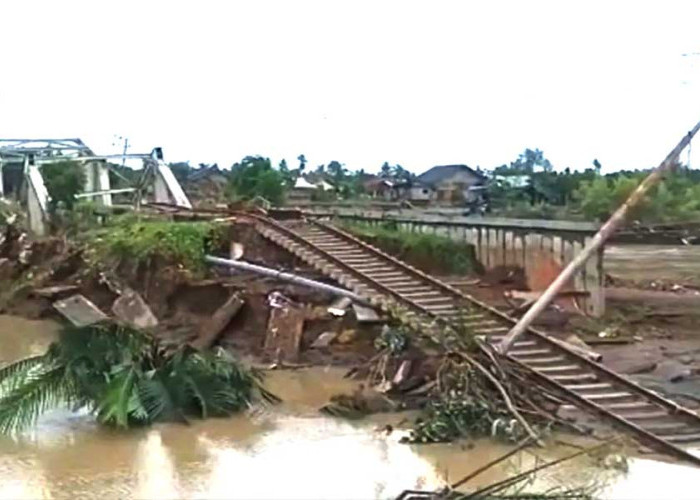 Banjir Aceh Utara Hantam Rel Kereta Api, Operasional KA Cut Meutia Dihentikan Sementara Demi Keselamatan