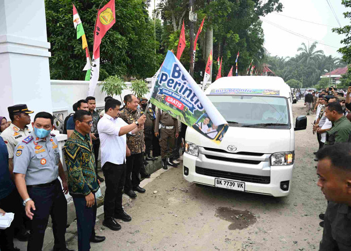 Bobby Nasution Luncurkan 33 Bus Gratis untuk 1.008 Pelajar di Lima Kabupaten Sumut