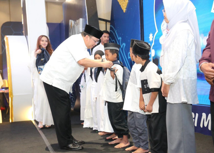 Berbagi Kebaikan dengan Masyarakat Medan, Bank Mandiri Gelar Buka Puasa, Santunan dan Khitanan Gratis