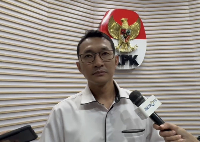 KPK Geledah Kantor Dinas PUPR Sumut Usai OTT Kasus Korupsi Proyek Jalan