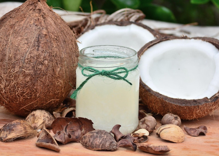 Manfaat Minum Air Kelapa untuk Kesehatan Tubuh