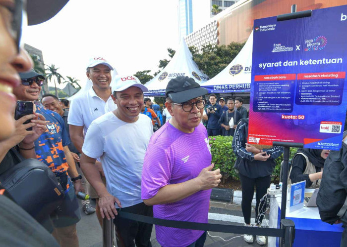Gubernur DKI Jakarta Tinjau Booth BTN JAKIM di CFD Jakarta