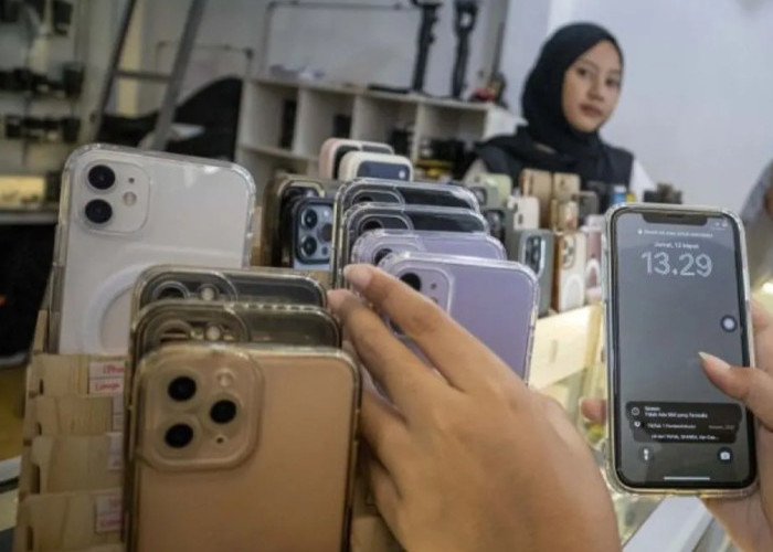 Gengsi dan Konten Estetik: Jasa Sewa iPhone Kebanjiran Order Jelang Lebaran 2026